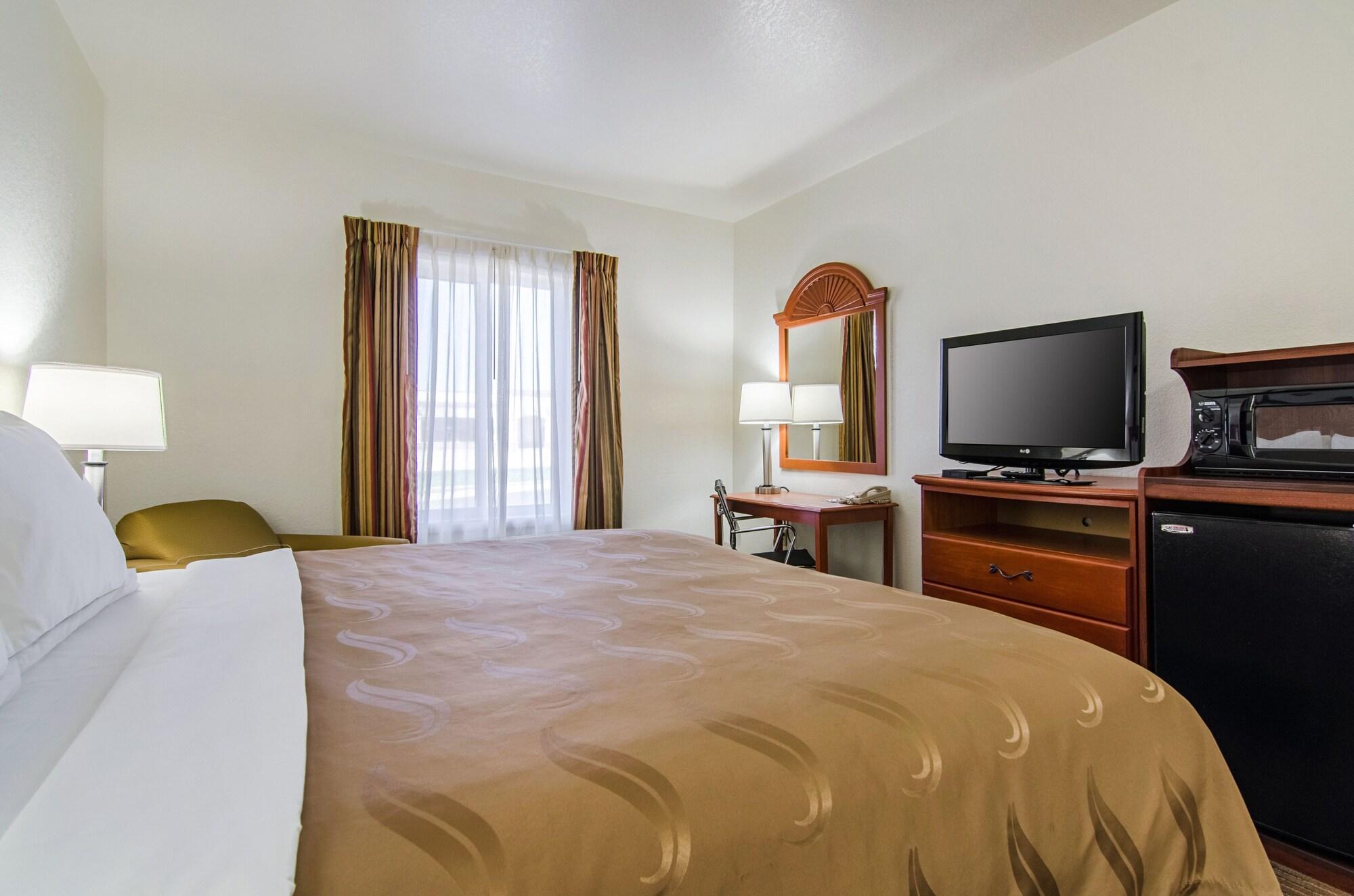 Quality Inn Junction City Near Fort Riley Zewnętrze zdjęcie