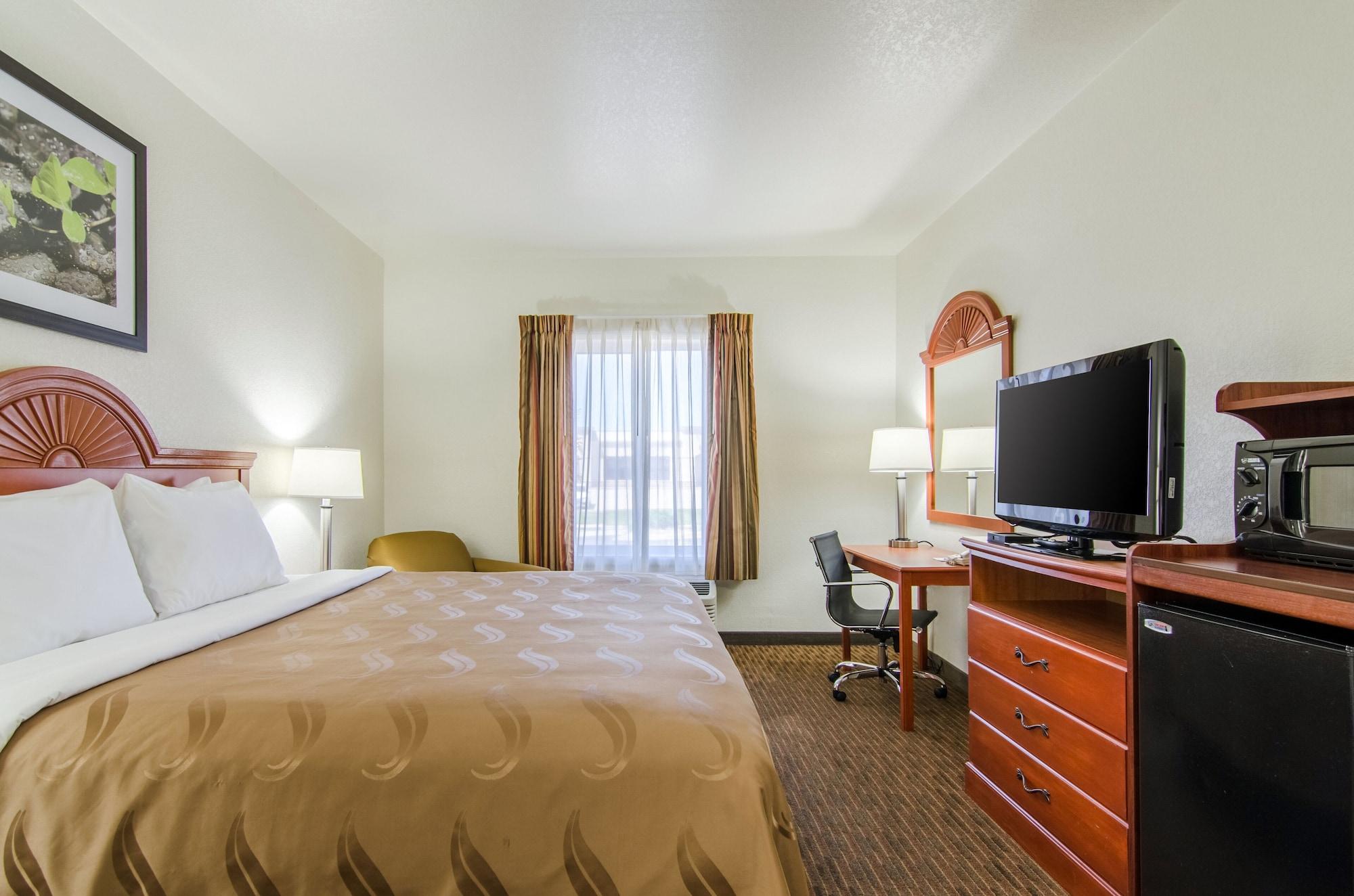 Quality Inn Junction City Near Fort Riley Zewnętrze zdjęcie