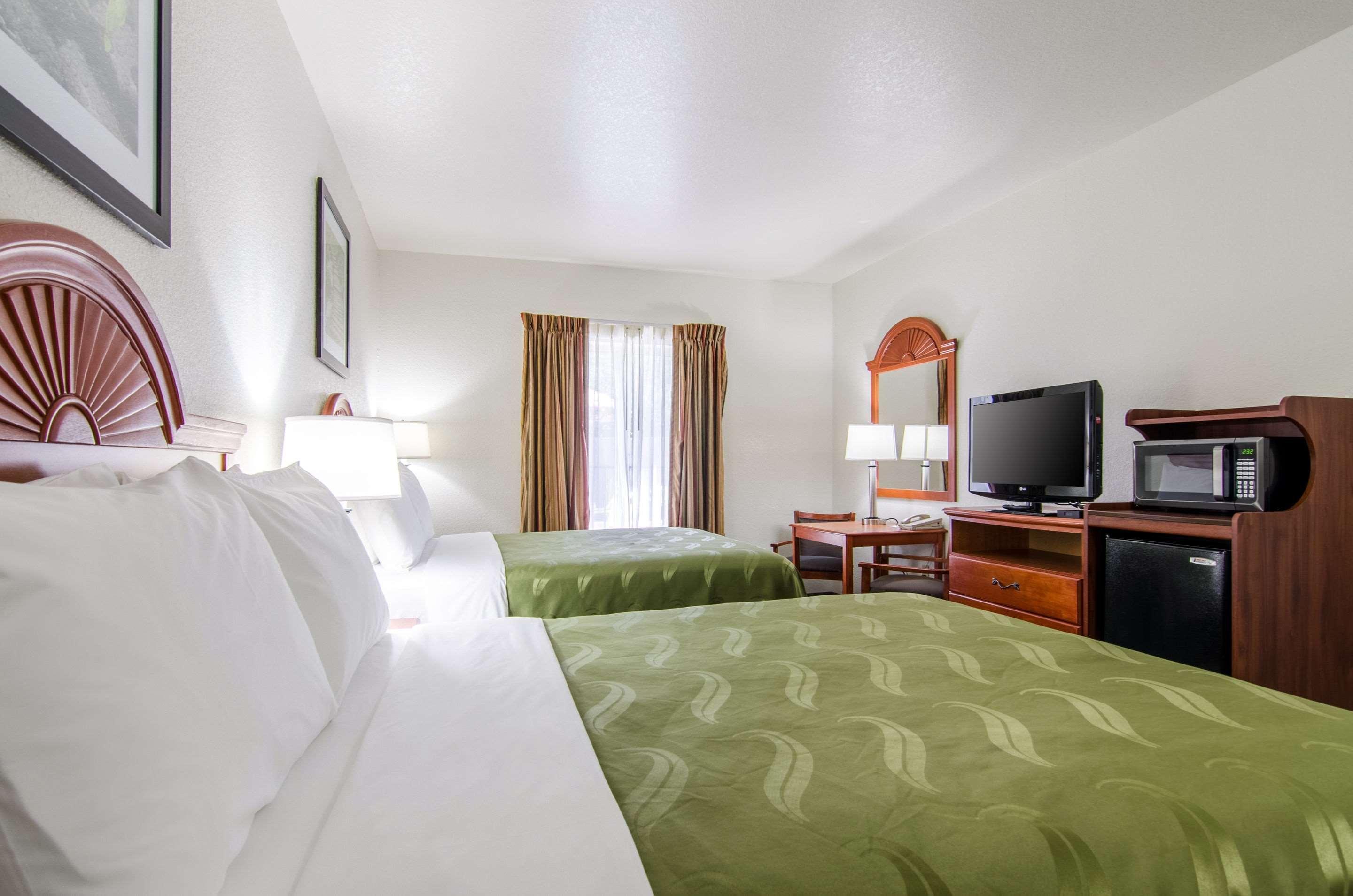 Quality Inn Junction City Near Fort Riley Zewnętrze zdjęcie