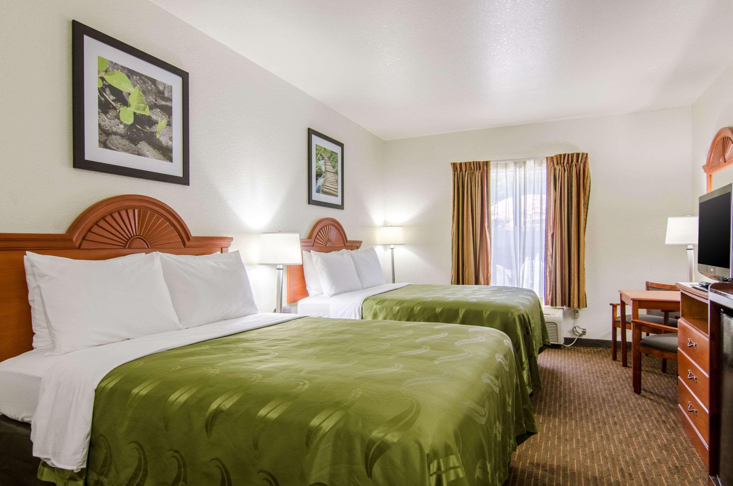 Quality Inn Junction City Near Fort Riley Zewnętrze zdjęcie