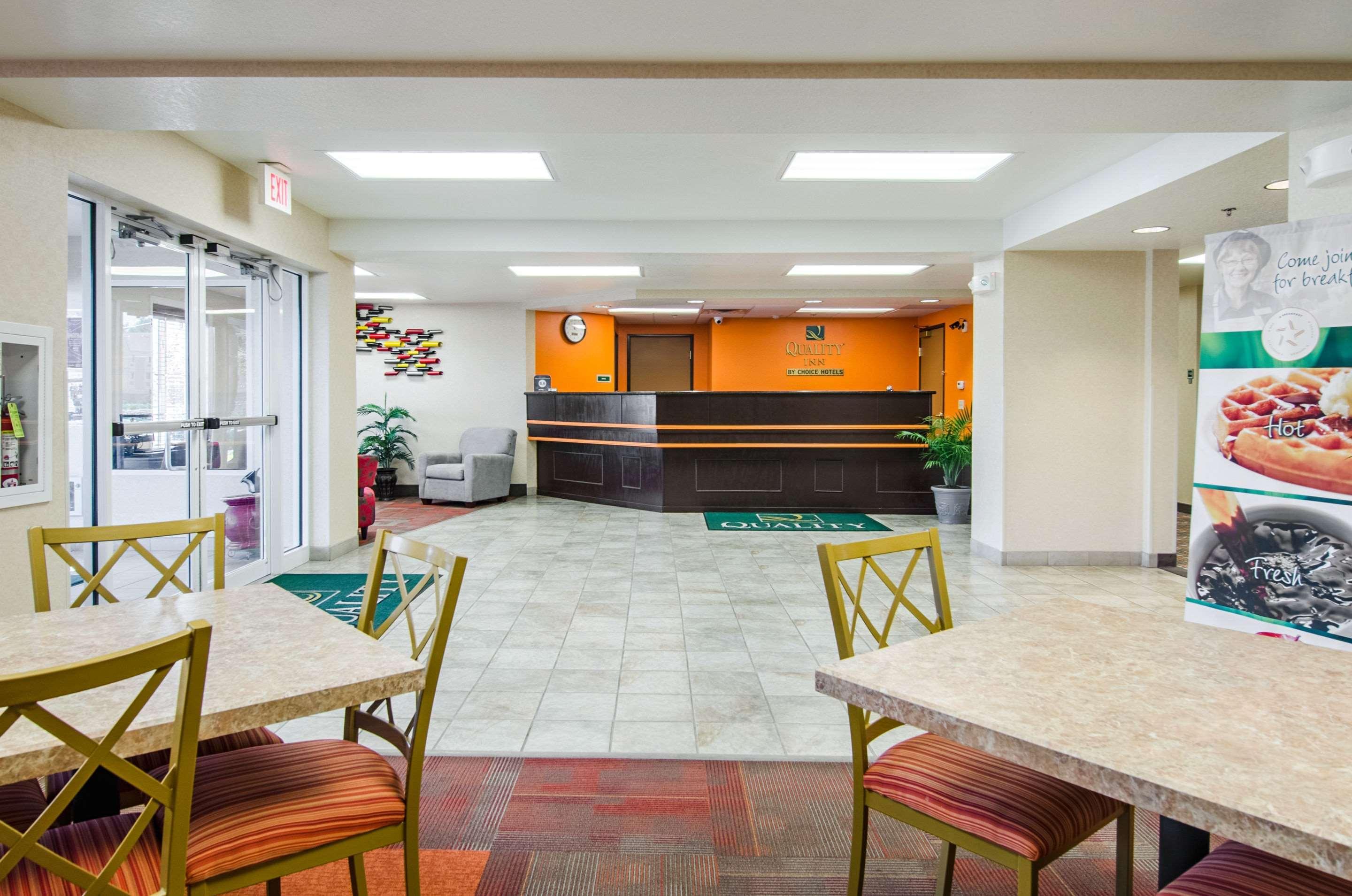 Quality Inn Junction City Near Fort Riley Zewnętrze zdjęcie
