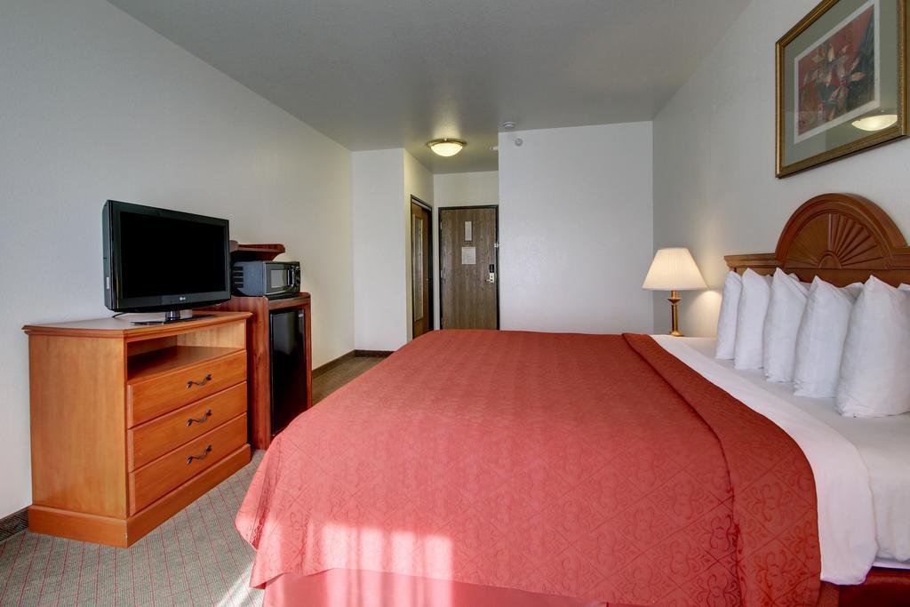 Quality Inn Junction City Near Fort Riley Zewnętrze zdjęcie