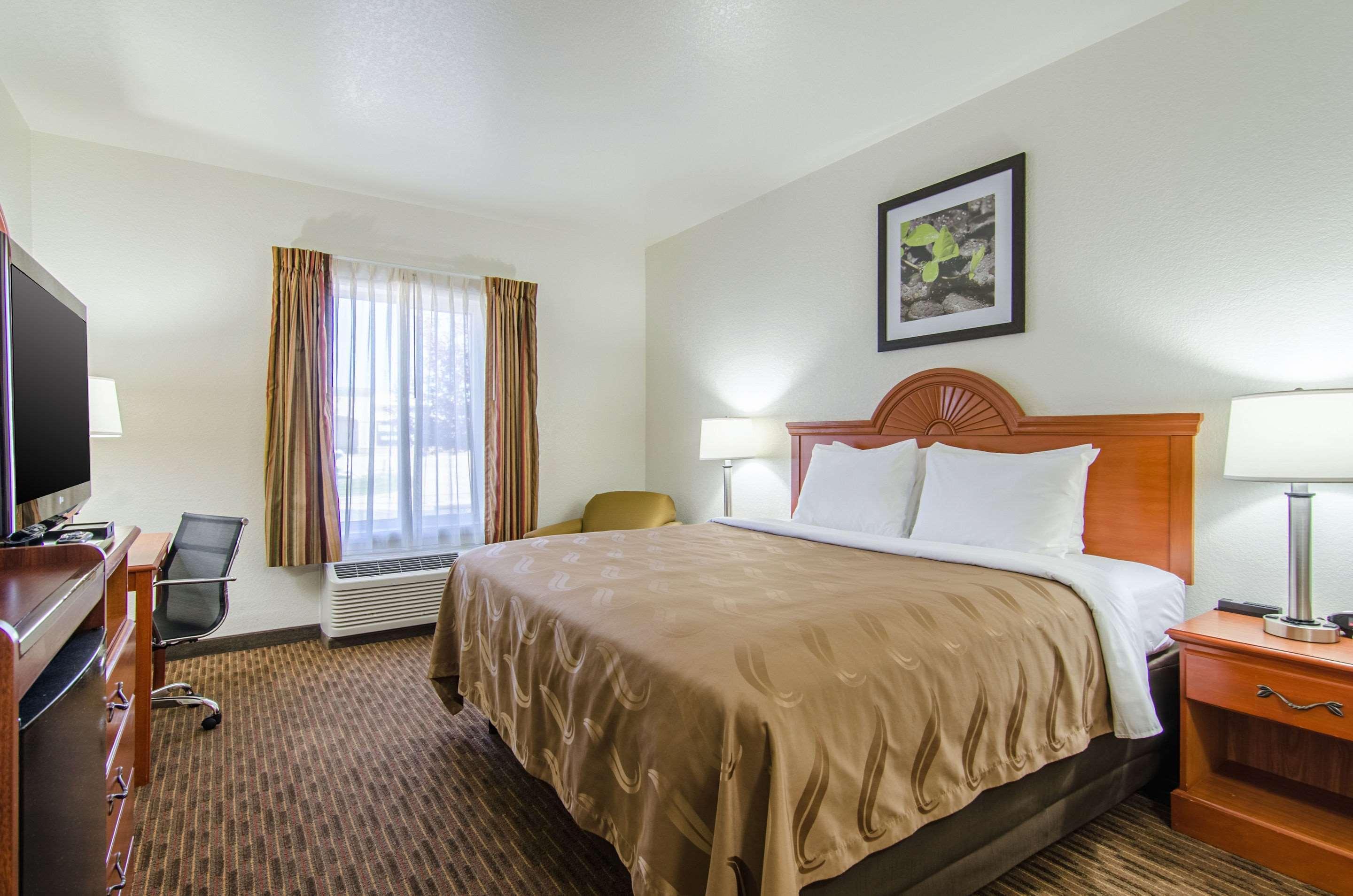 Quality Inn Junction City Near Fort Riley Zewnętrze zdjęcie