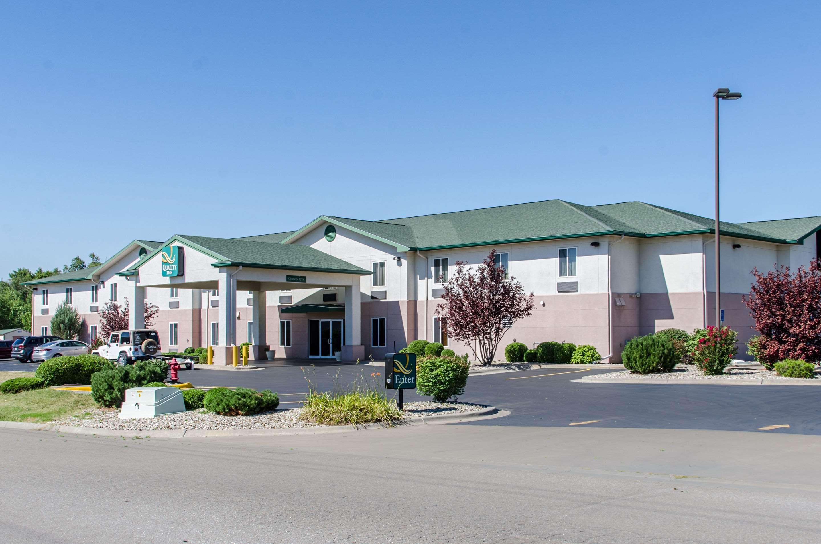 Quality Inn Junction City Near Fort Riley Zewnętrze zdjęcie