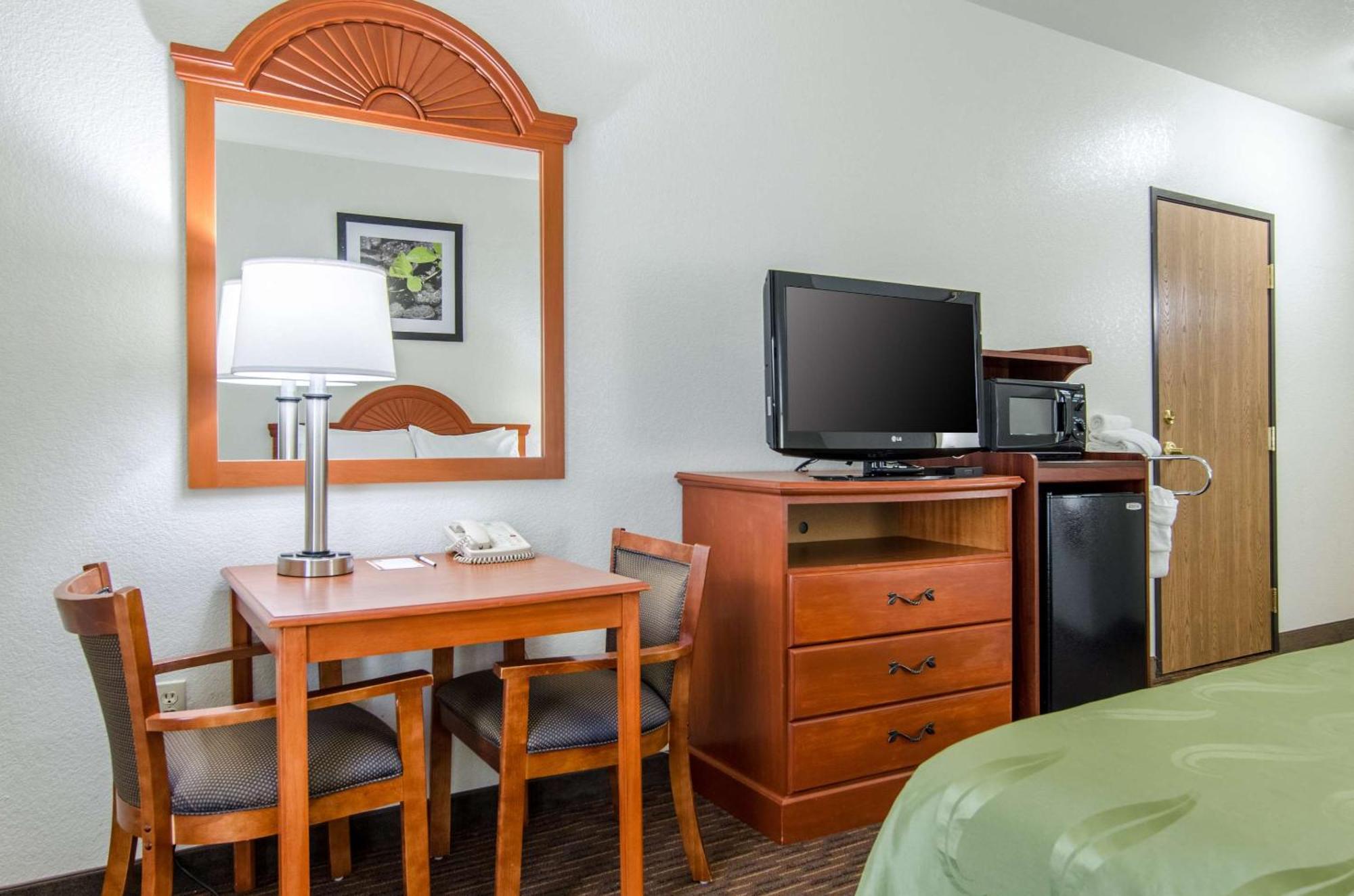 Quality Inn Junction City Near Fort Riley Zewnętrze zdjęcie